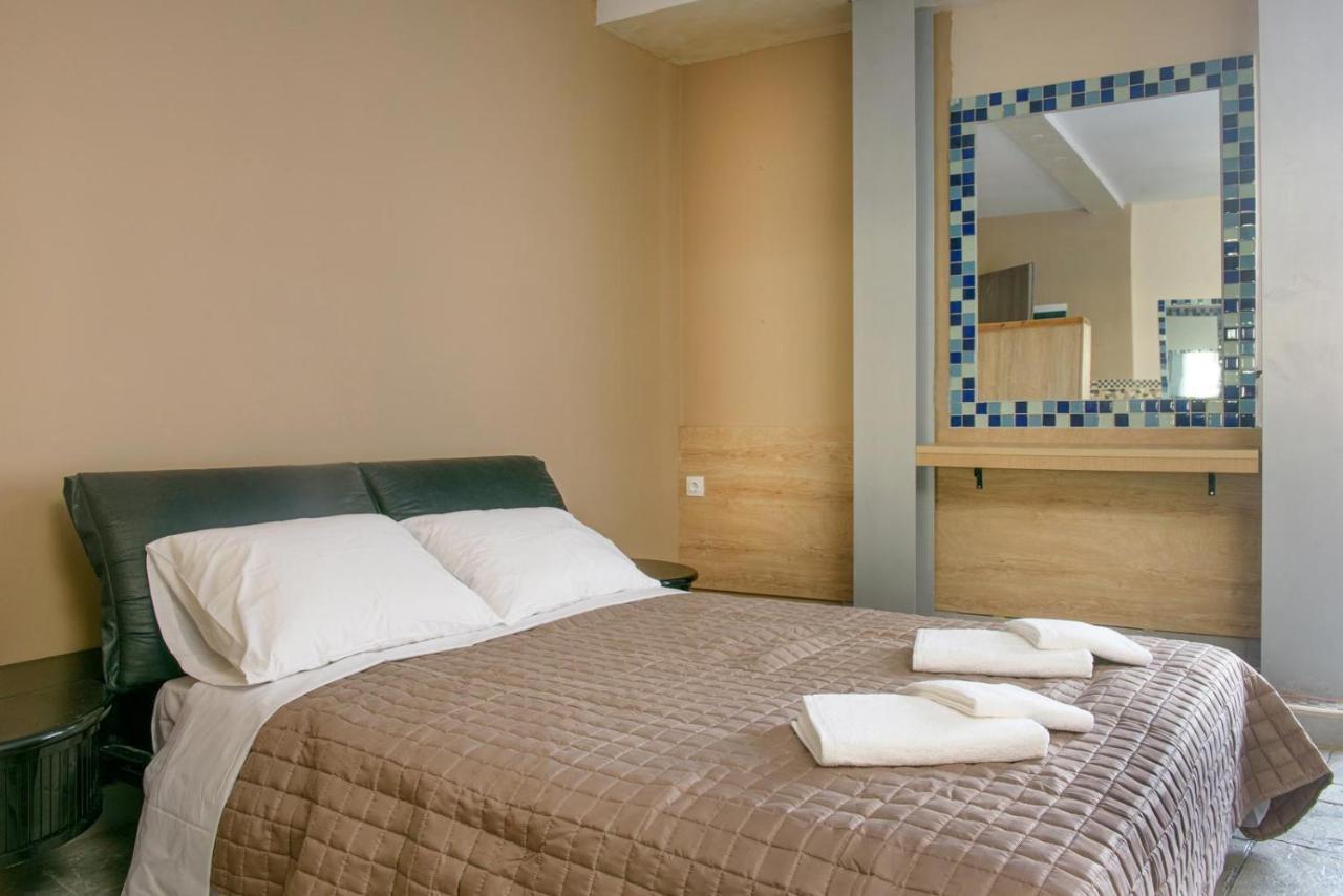 3D Iliadis Suites Ierissos Eksteriør billede