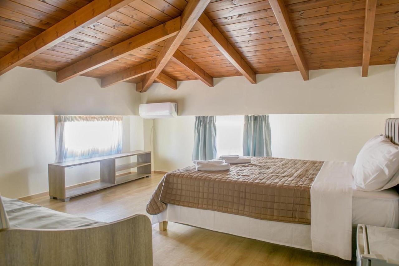 3D Iliadis Suites Ierissos Eksteriør billede