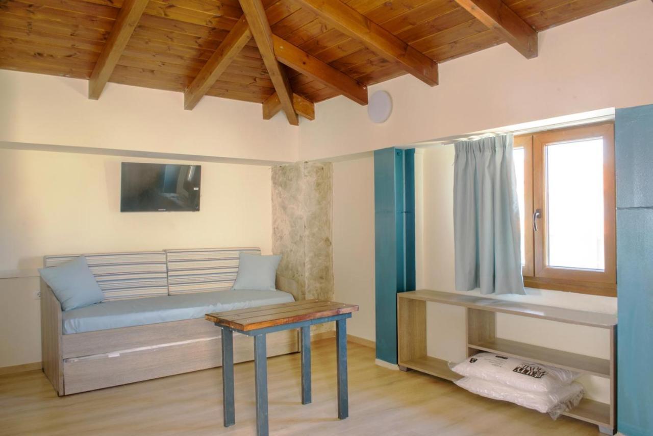 3D Iliadis Suites Ierissos Eksteriør billede